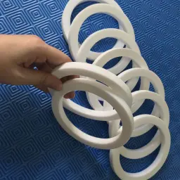 Gia công phớt nhựa teflon