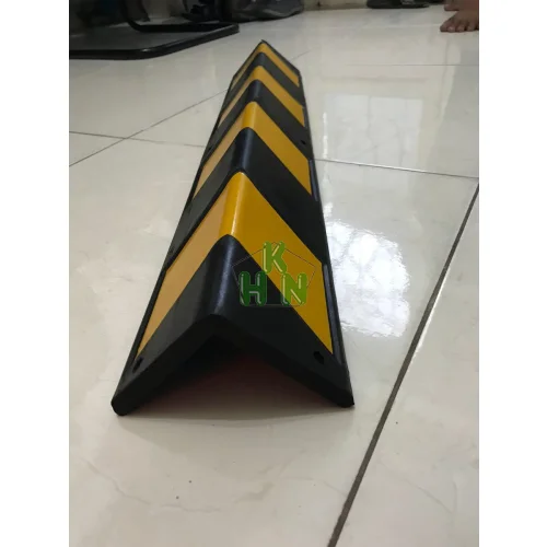 Gờ cao su giảm tốc Củ Chi: khảo sát cổng và luồng xe trước khi chọn