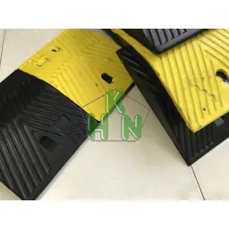 Gờ cao su giảm tốc Bình Dương