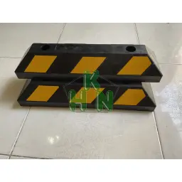 Gờ cao su giảm tốc Quảng Ngãi